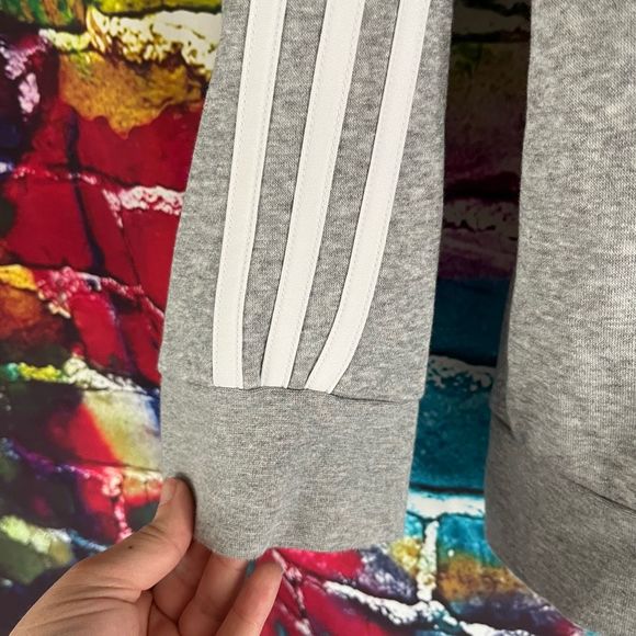 Adidas Gray White Pullover Crew Neck Sweatshirt Size 2XL - Picture 3 of 5